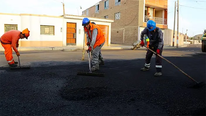 Servicio de Mejoramiento de la capa asfaltica en la Av. Ramon Castilla