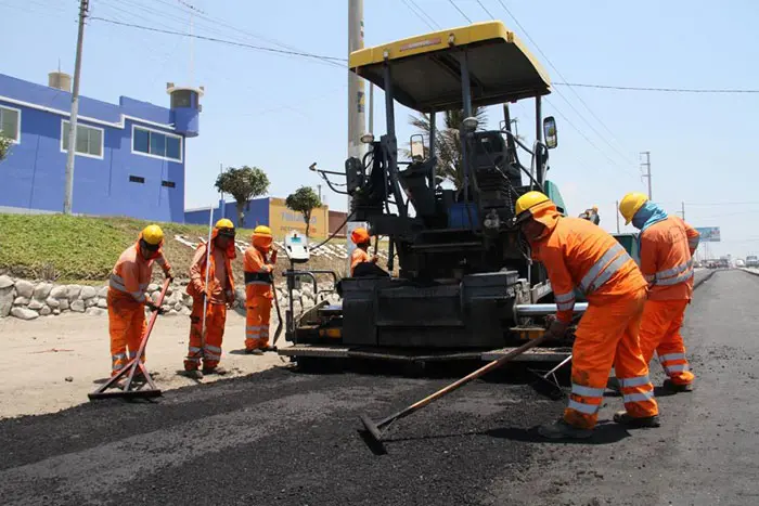 Servicio de Mejoramiento de la capa asfaltica en la carretera Trujillo-Huanchaco